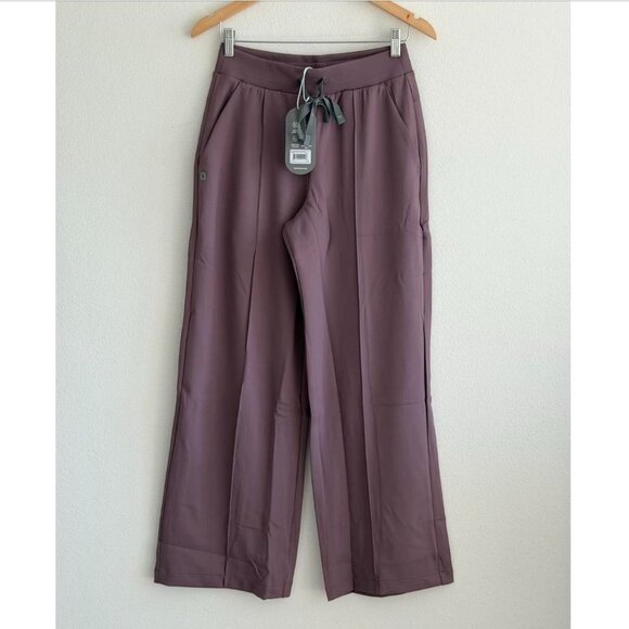 Figs High Waisted Salina FORMx Wide Leg Scrub Pants in Plum, Size Small - Picture 8 of 10